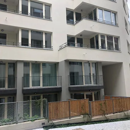 Apartment Terrace *